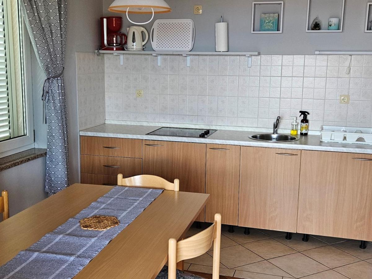 Apartments Trojak Башка Экстерьер фото