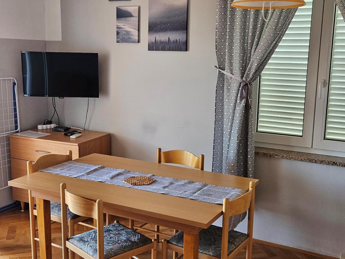 Apartments Trojak Башка Экстерьер фото