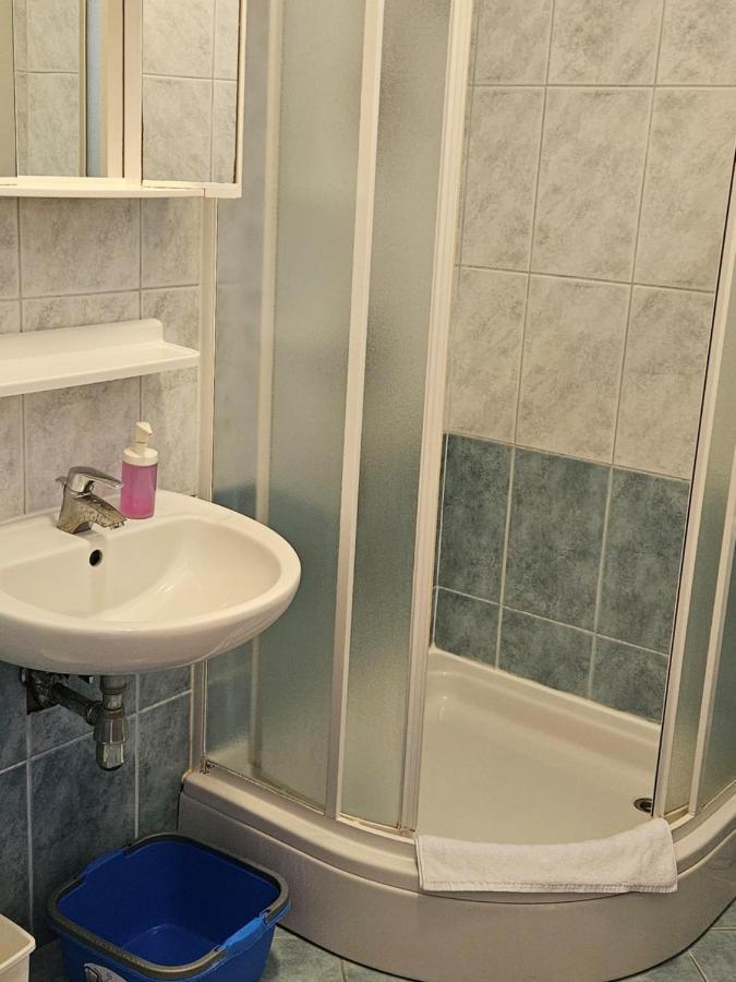 Apartments Trojak Башка Экстерьер фото